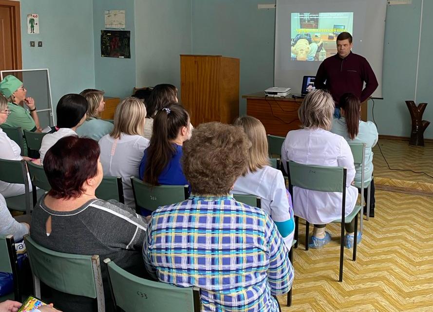 4 марта 2024 года в выездном режиме на площадке Детской городской поликлиники № 7 состоялся мастер-класс Медицинская помощь в экстренной форме при анафилактическом шоке