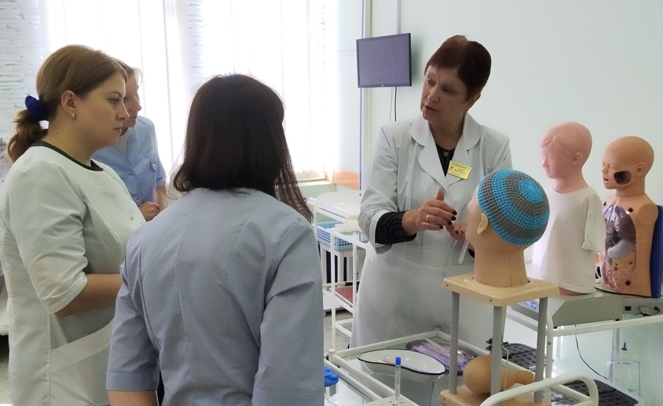 1 октября 2024 года в рамках подготовки ко второму этапу первичной специализированной аккредитации прошел мастер-класс Взятие мазка из ротоглотки на бактериологическое исследование