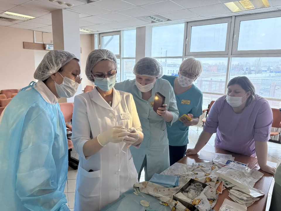 9 апреля 2026 года состоялся мастер-класс по обеспечению центрального венозного доступа через периферическое сосудистое русло с помощью центрального венозного катетера «Глубокая силиконовая линия»